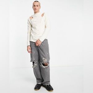 Asos long sleeve mens T-shirt with ruching and cut out. Size L NWT